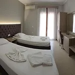 Kolla *